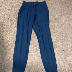 lululemon joggers